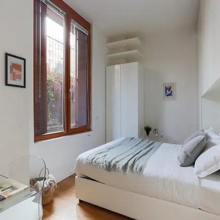 The Best Rent - One-Bedroom Apartment Near Crocetta Milan Exterior photo